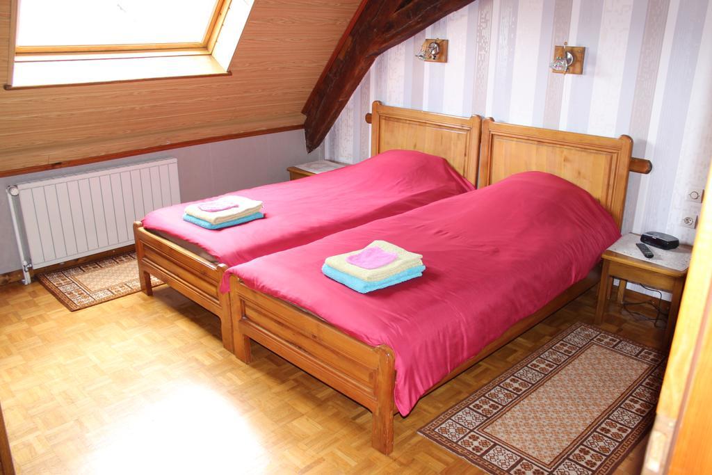 Chambres D'Hotes Au Vieux Moulin Entre Sarreguemine Et Bitche Rahling Habitación foto